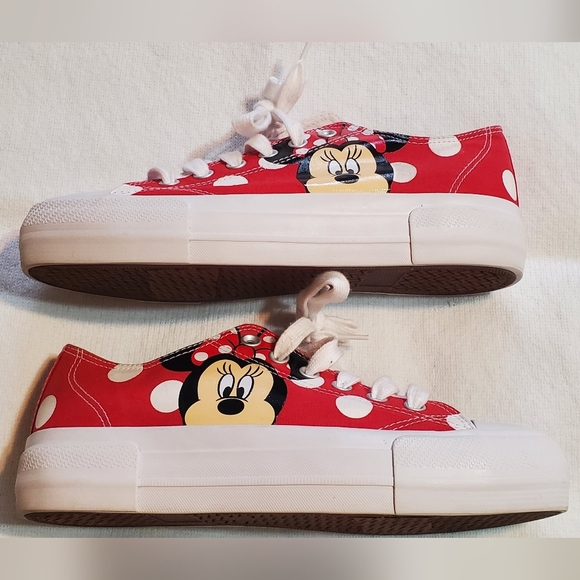 Disney Red and White Minnie Mouse Women's Sneakers - Picture 1 of 6